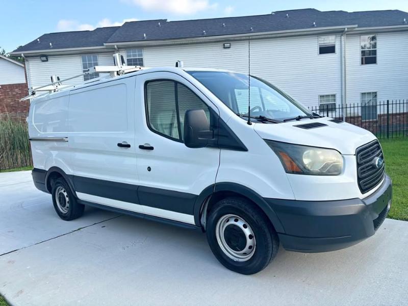 Ford Transit 150 Van Low Roof w/Sliding Pass. 130-in. WB 2015
