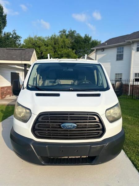 Ford Transit 150 Van Low Roof w/Sliding Pass. 130-in. WB 2015