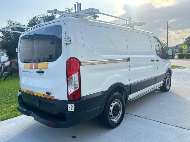 Ford Transit 150 Van Low Roof w/Sliding Pass. 130-in. WB 2015