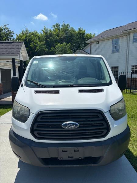 Ford Transit 150 Van Low Roof 60/40 Pass. 148-in. WB 2015