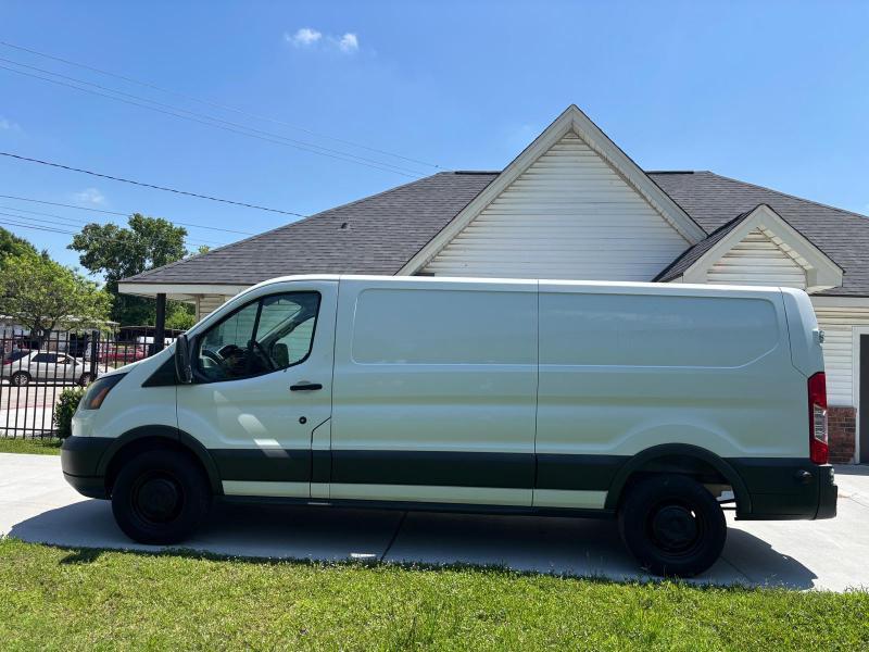 Ford Transit 150 Van Low Roof 60/40 Pass. 148-in. WB 2015