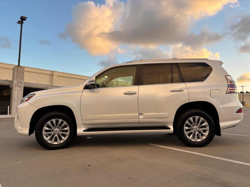 Lexus GX 460 Base 2015