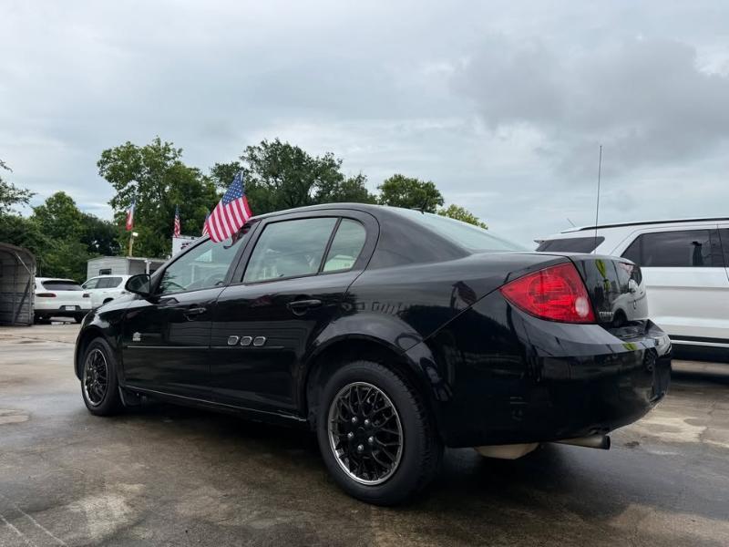 Chevrolet Cobalt LS Sedan 2010
