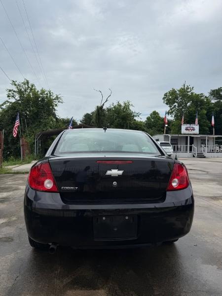 Chevrolet Cobalt LS Sedan 2010