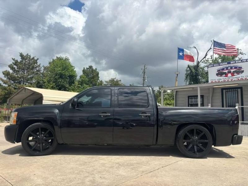 Chevrolet Silverado 1500 LS Crew Cab 2WD 2009