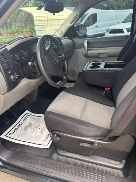 Chevrolet Silverado 1500 LS Crew Cab 2WD 2009