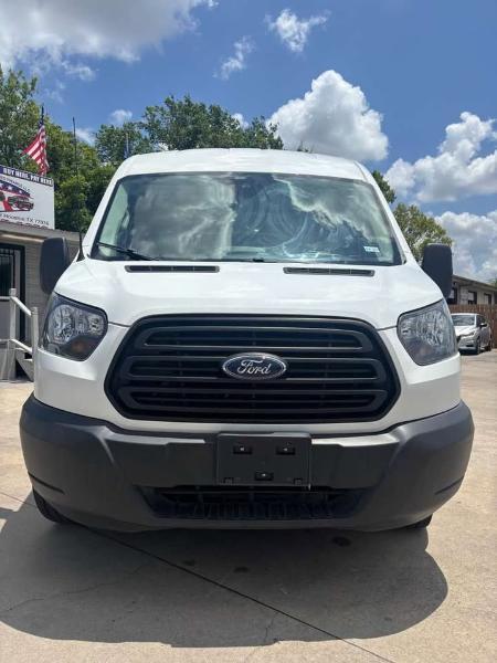 Ford Transit 250 Van Med. Roof w/Sliding Pass. 148-in. WB 2019