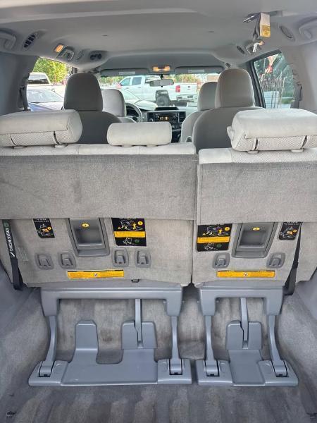 HUMMER H3 Sport Utility 2006