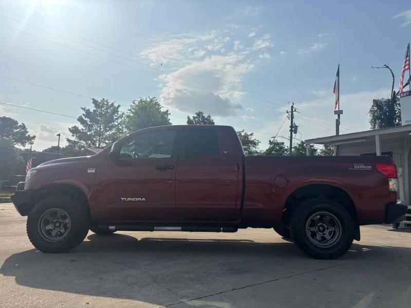 Toyota Tundra Tundra-Grade Double Cab 4.6L 4WD 2010