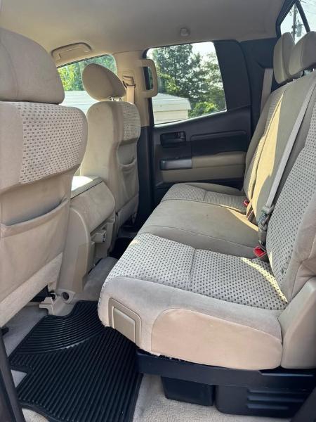 Toyota Tundra Tundra-Grade Double Cab 4.6L 4WD 2010