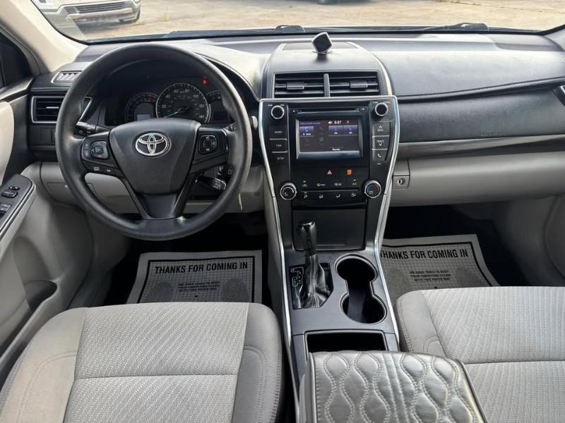 Toyota Camry SE 2015