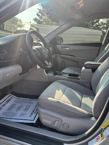 Toyota Camry SE 2015