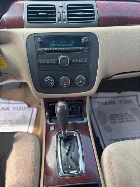 Buick Lucerne CX1 2009