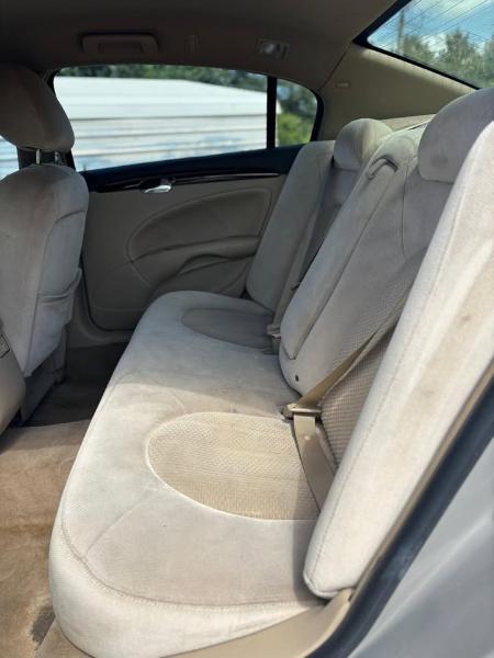 Buick Lucerne CX1 2009