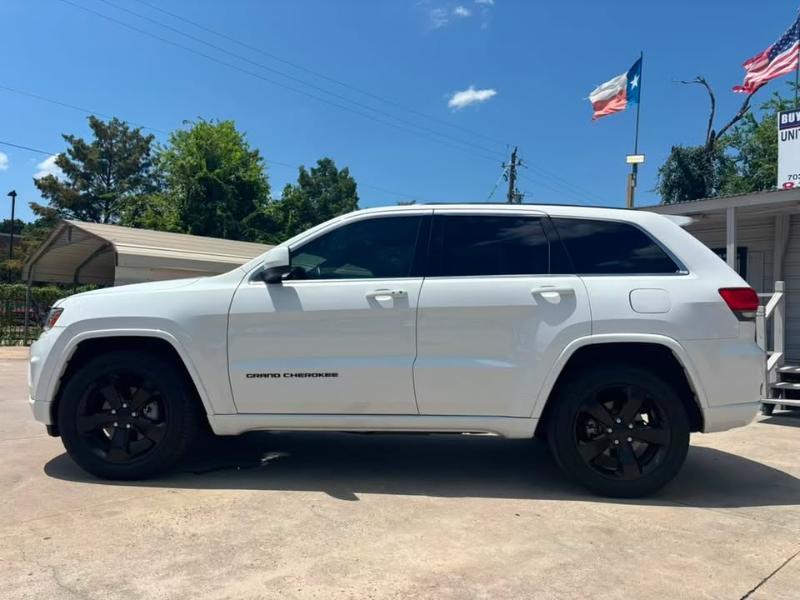 Jeep Grand Cherokee Laredo 4WD 2014