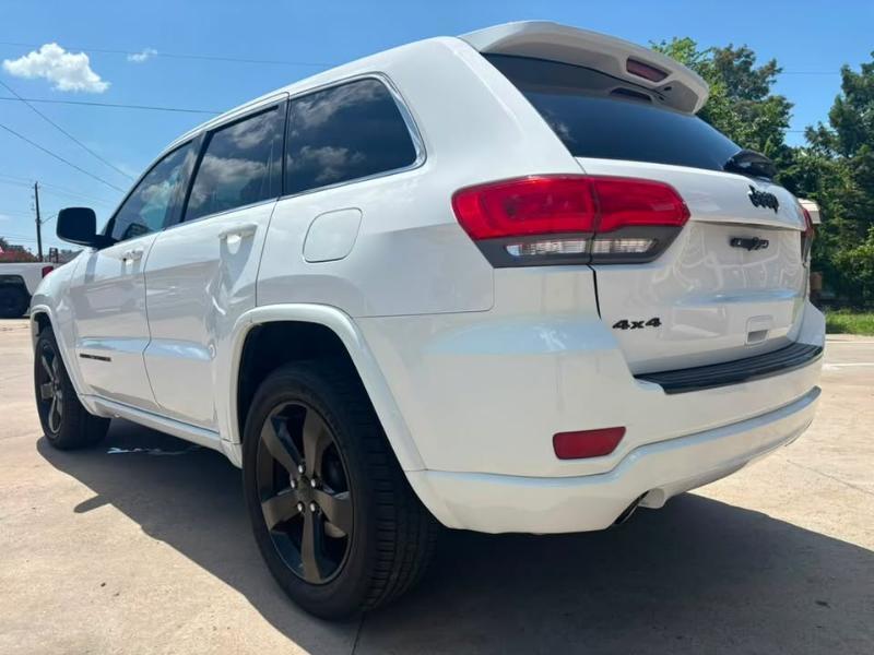 Jeep Grand Cherokee Laredo 4WD 2014