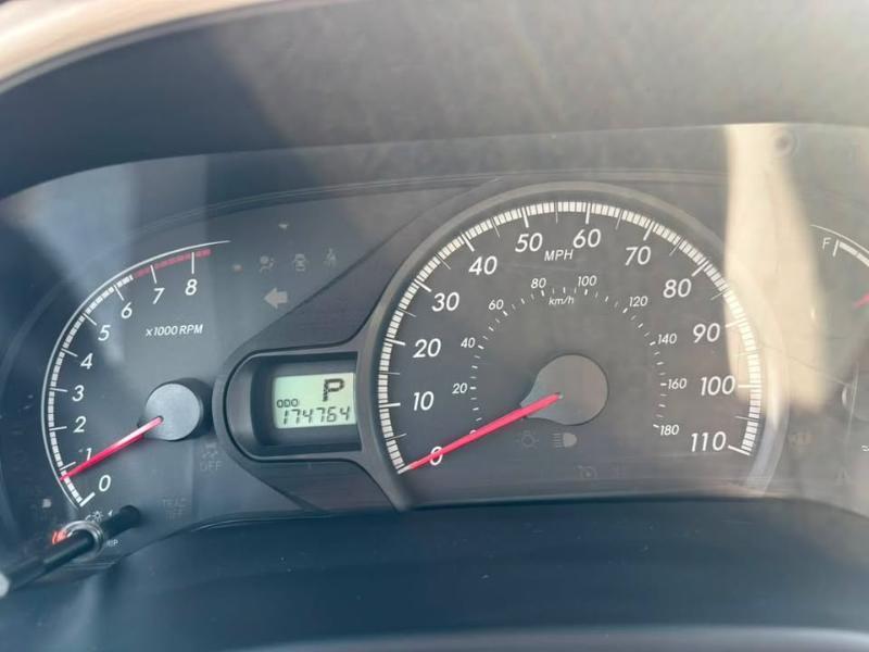 Toyota Sienna LE FWD 8-Passenger V6 2014
