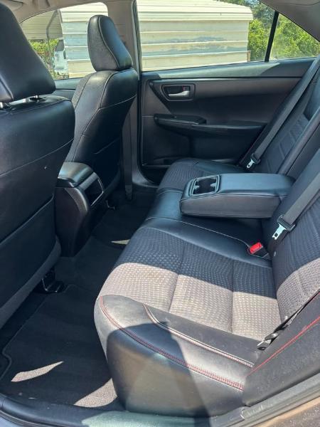 Toyota Camry SE 2015
