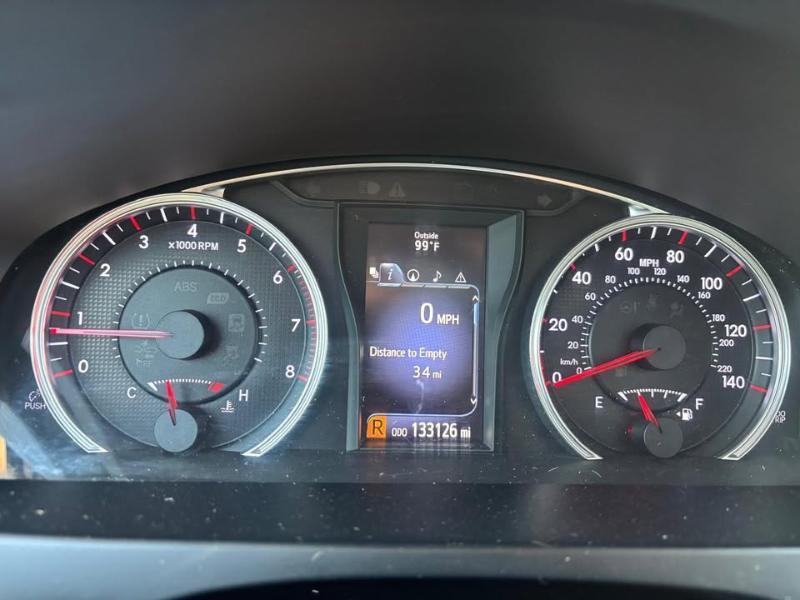 Toyota Camry SE 2015
