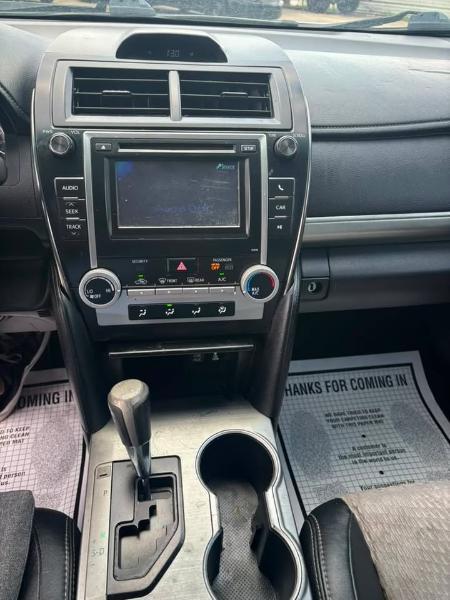 Toyota Camry L 2012
