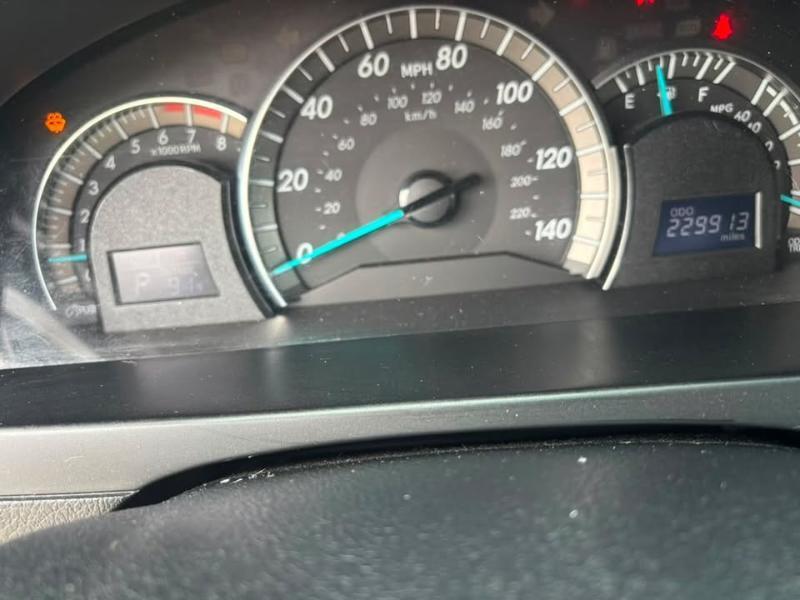 Toyota Camry L 2012