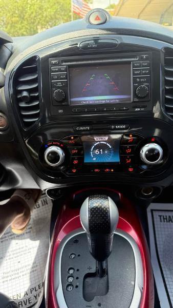 Nissan Juke S FWD 2013