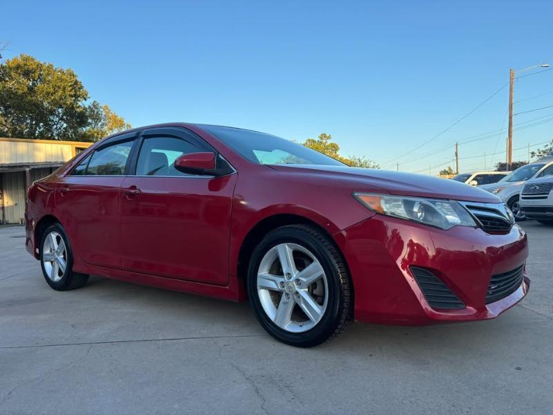 Toyota Camry XLE 2013