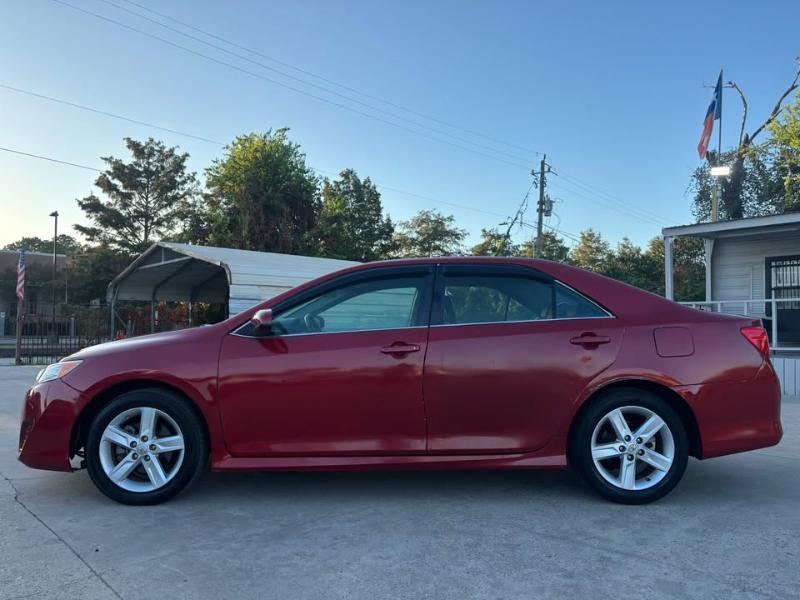 Toyota Camry XLE 2013