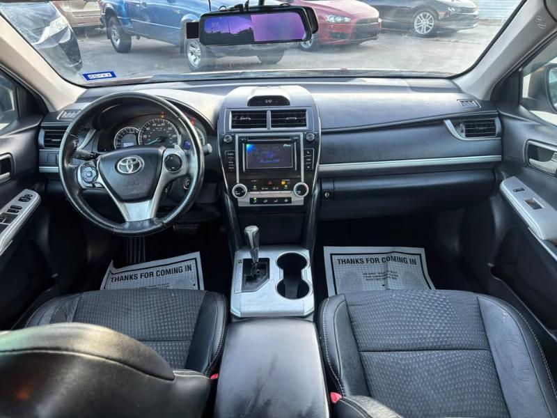 Toyota Camry XLE 2013