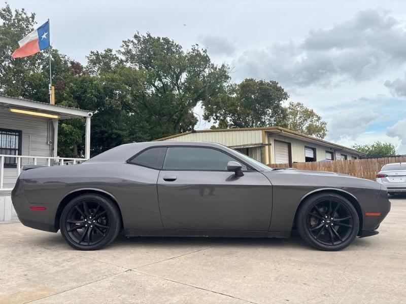 Dodge Challenger SXT 2017