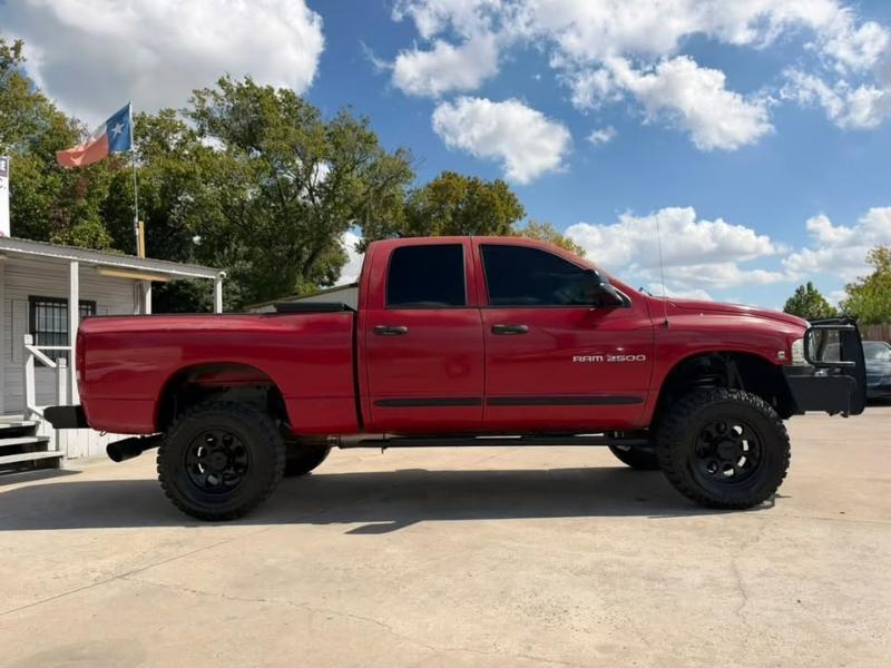 Dodge Ram 2500 ST Quad Cab Short Bed 4WD 2005
