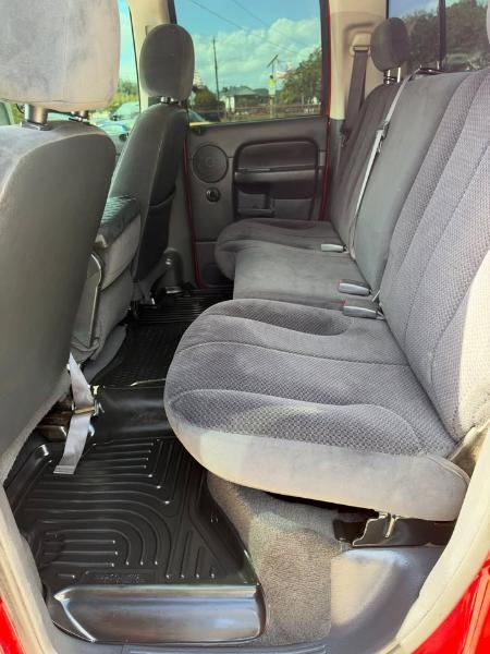 Dodge Ram 2500 ST Quad Cab Short Bed 4WD 2005