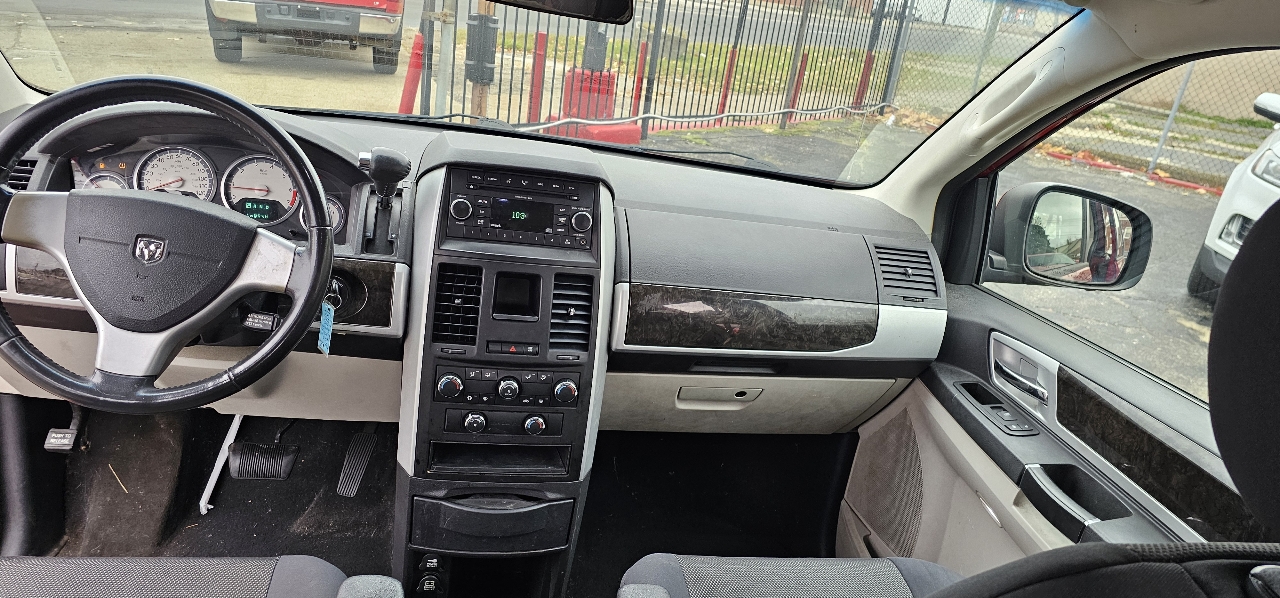 Dodge Grand Caravan SXT 2009