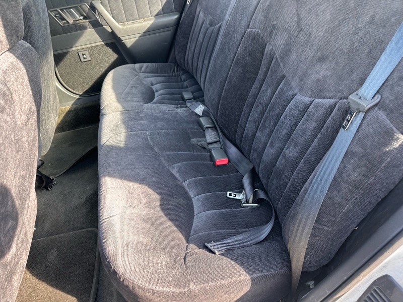 Oldsmobile Cutlass Supreme SE sedan 1994