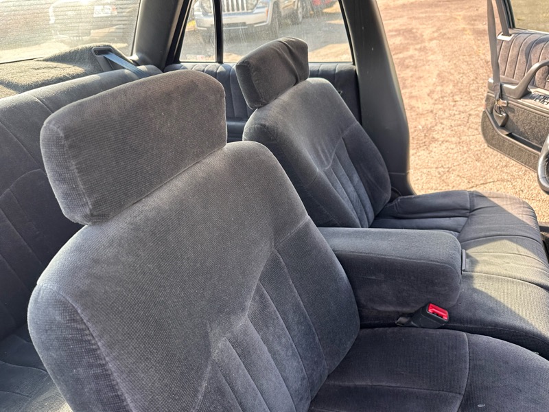 Oldsmobile Cutlass Supreme SE sedan 1994