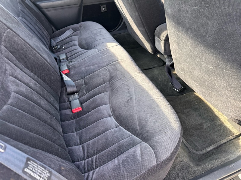 Oldsmobile Cutlass Supreme SE sedan 1994