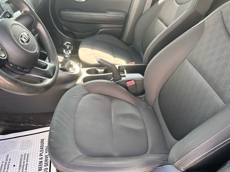 Kia Soul Base 6A 2016