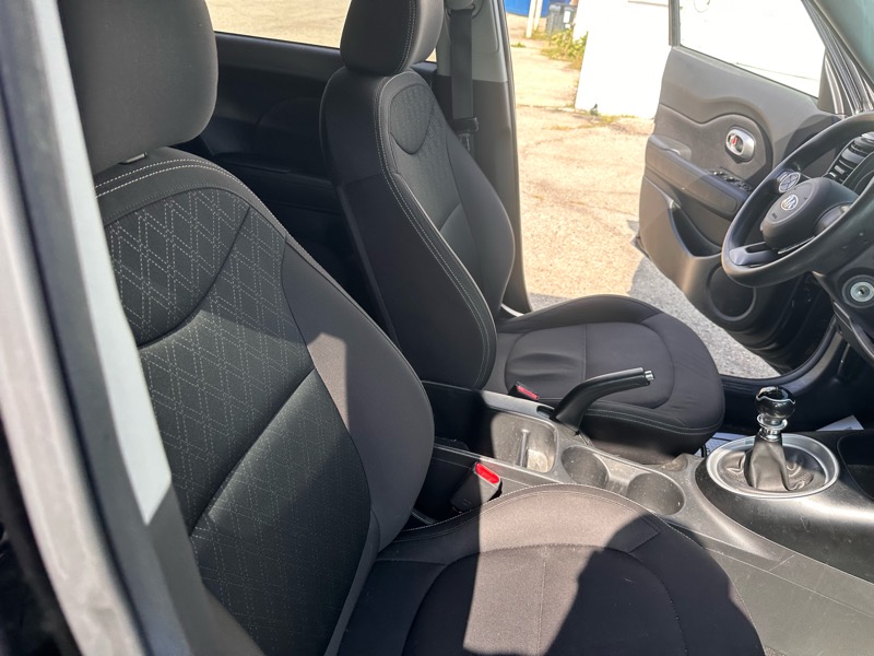 Kia Soul Base 6A 2016