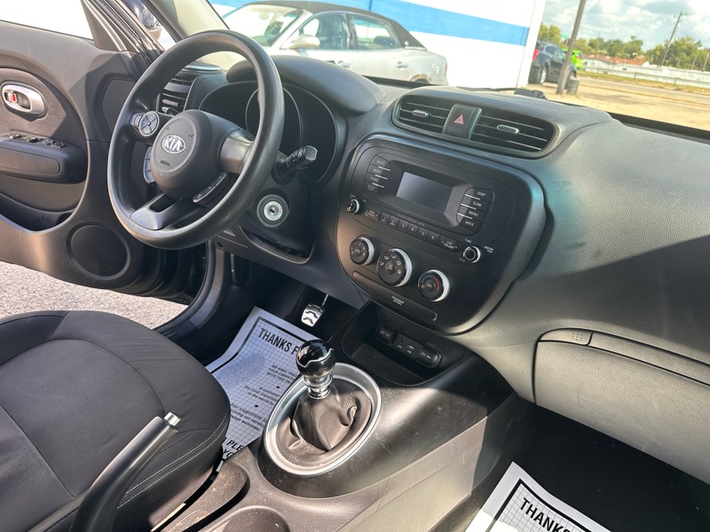 Kia Soul Base 6A 2016