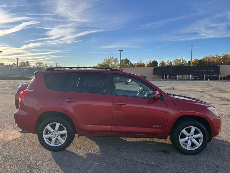 Toyota RAV4 Limited I4 2WD 2007