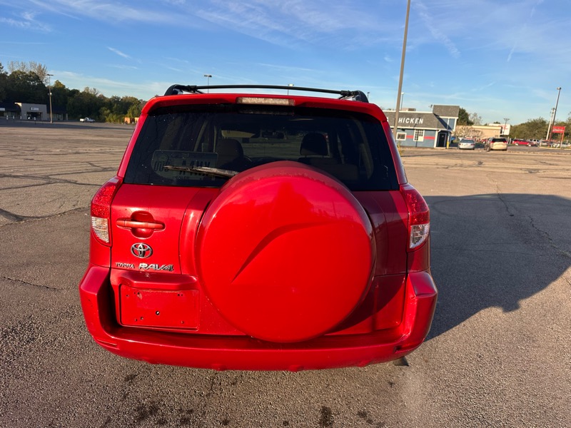 Toyota RAV4 Limited I4 2WD 2007