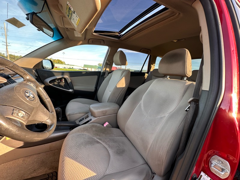 Toyota RAV4 Limited I4 2WD 2007