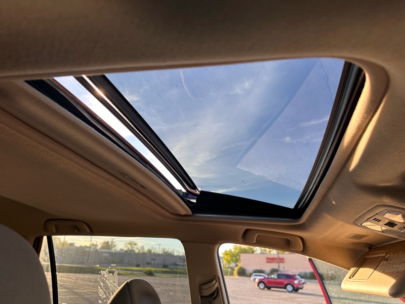 Toyota RAV4 Limited I4 2WD 2007