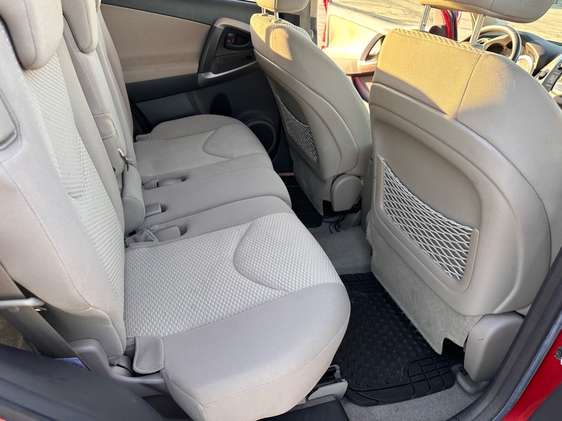 Toyota RAV4 Limited I4 2WD 2007