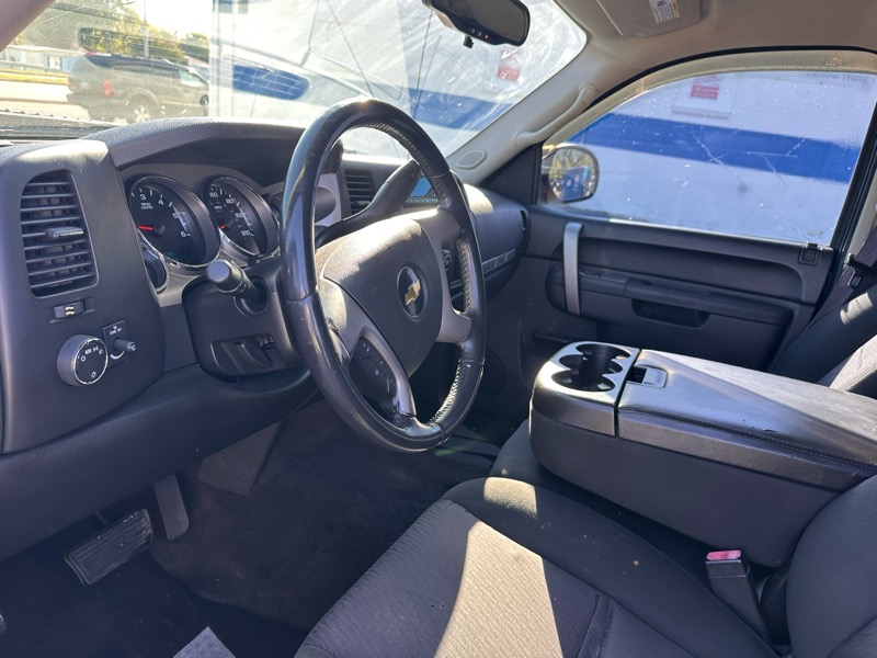 Chevrolet Silverado 1500 LT1 Crew Cab 2WD 2010