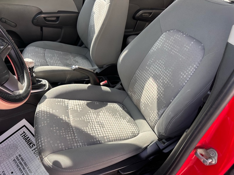 Chevrolet Sonic LS Manual 5-Door 2014