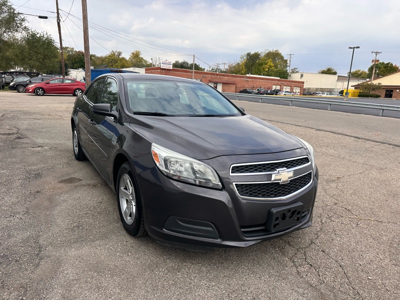 Chevrolet Malibu LS 2013