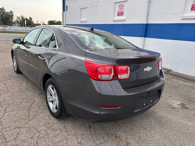 Chevrolet Malibu LS 2013