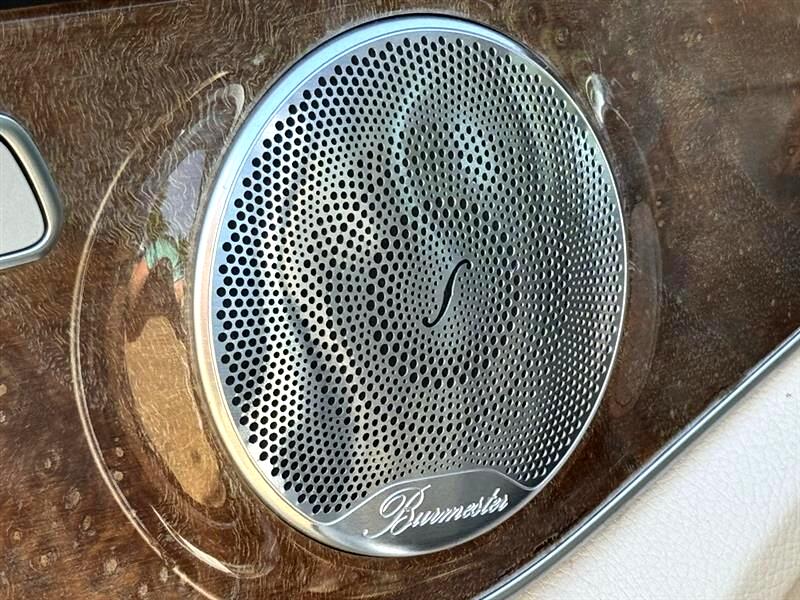 Mercedes-Benz C-Class C300 4D Sport Sedan 4M 2015 Mercedes-Benz C-Class C300 4D Sport Sedan 4M 2015