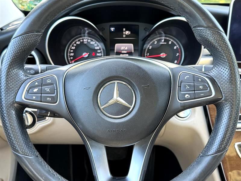 Mercedes-Benz C-Class C300 4D Sport Sedan 4M 2015 Mercedes-Benz C-Class C300 4D Sport Sedan 4M 2015